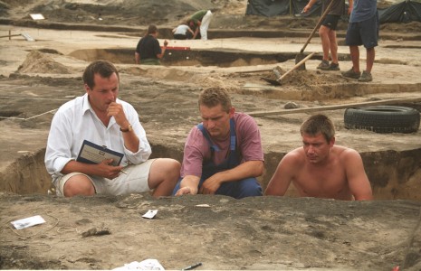 Click to zoom the picture.